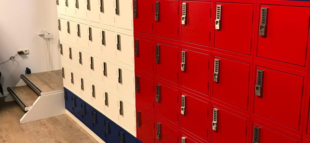 Cube lockers