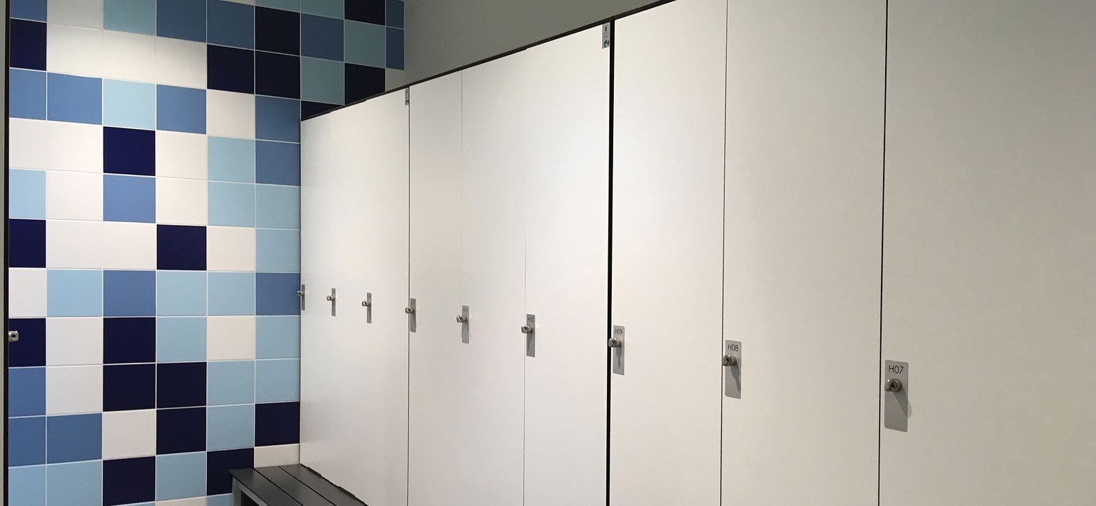 Lockers met cilinderslot voor een industriële productielocatie in Gent