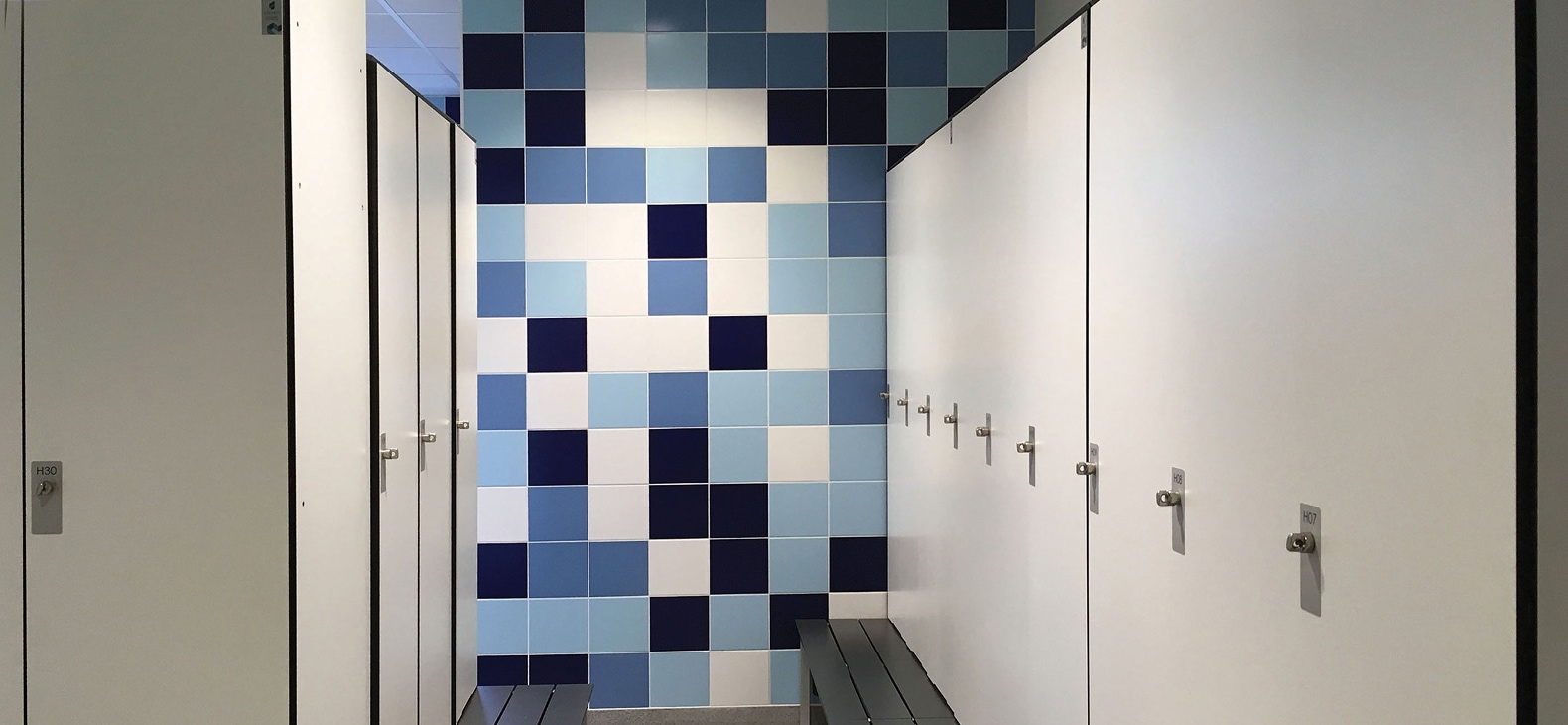 Lockers met cilinderslot voor een industriële productielocatie in Gent