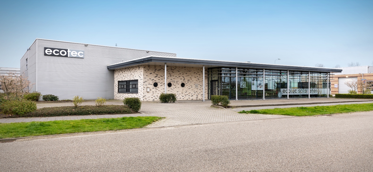Kantoorinrichting en lockers voor Ecotec Ecological Products