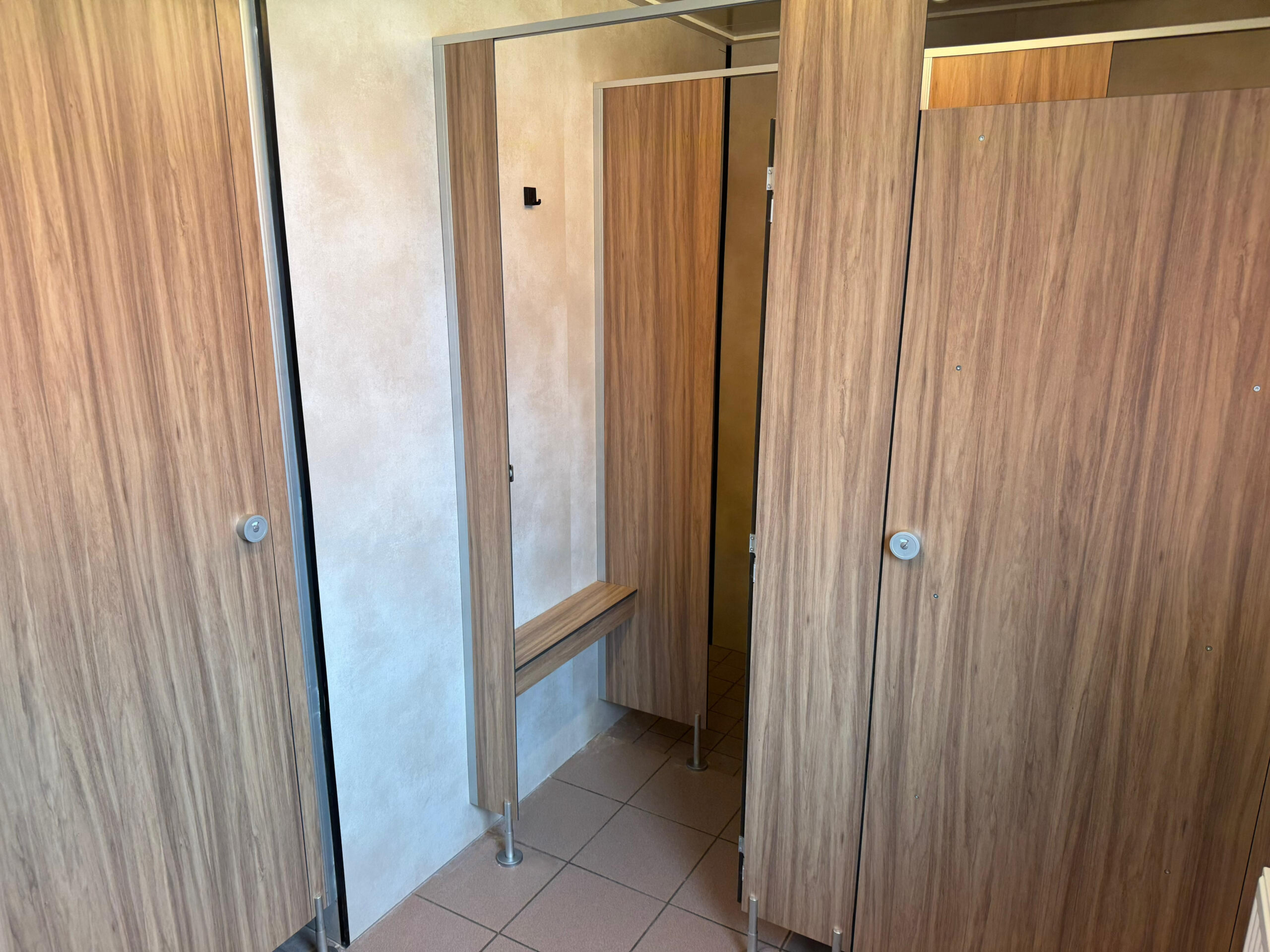 Efficiënte renovatie van douche- en toiletruimtes op Ameland
