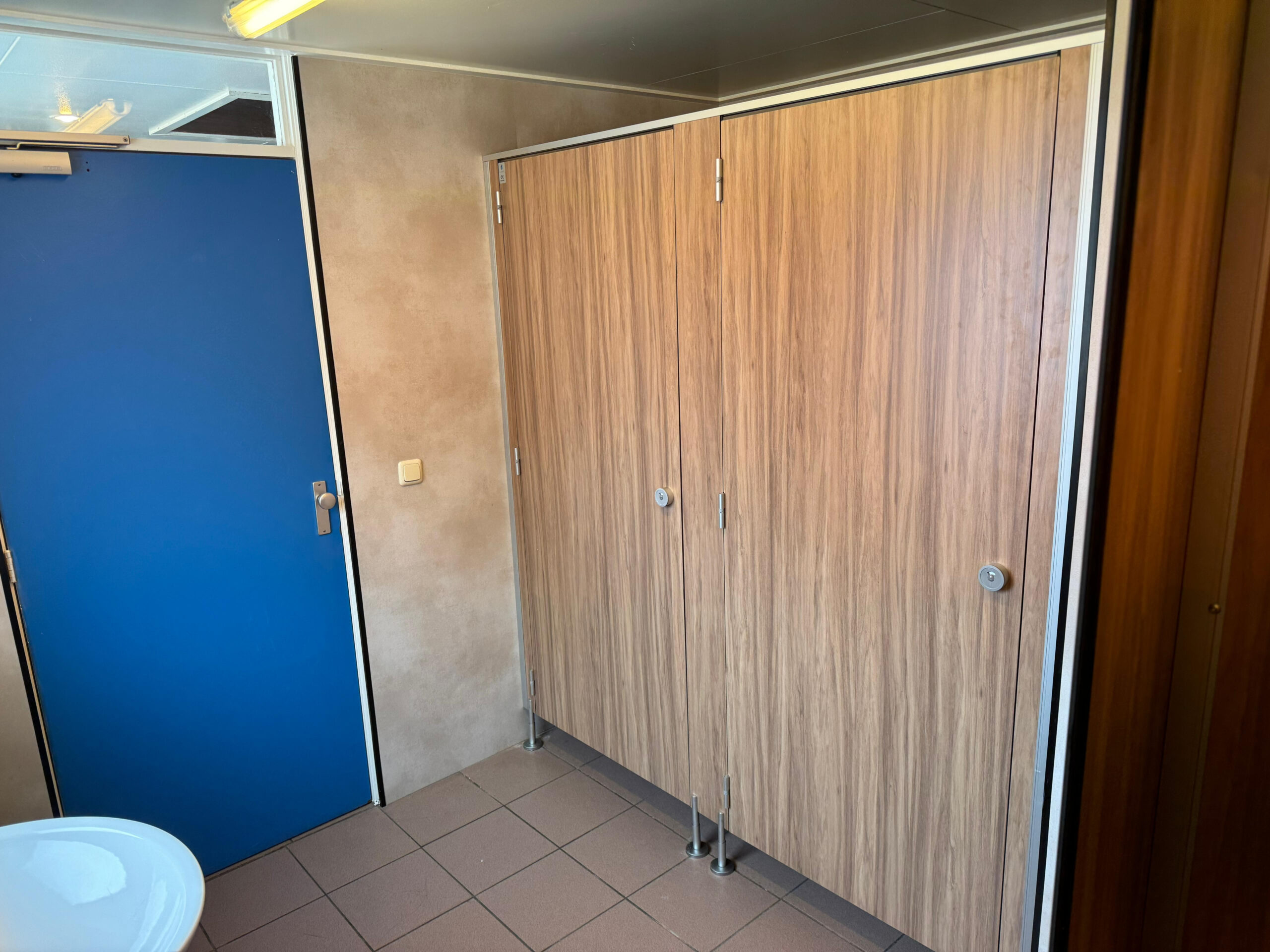 Efficiënte renovatie van douche- en toiletruimtes op Ameland
