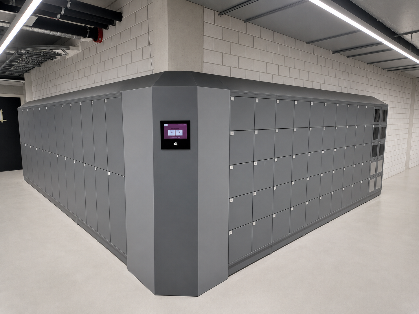 Smart lockers voor medewerkers van Van der Valk Hotel Woerden