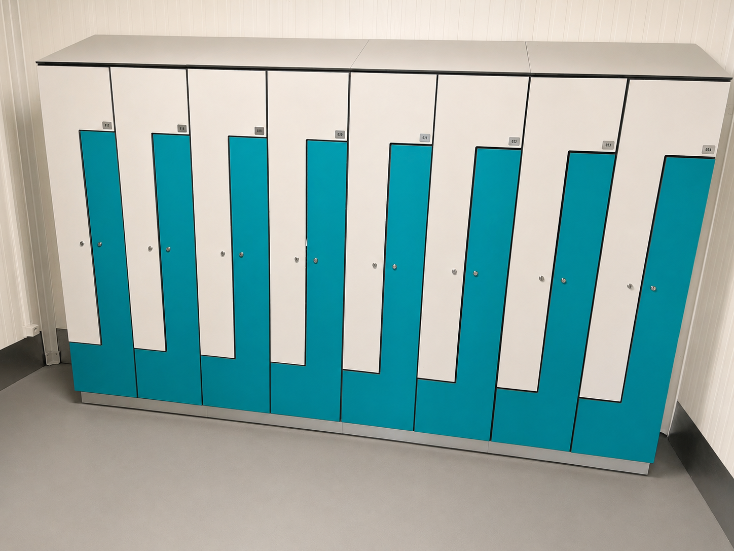 HPL lockers voor Fleggs by Hulstaert & Cie NV